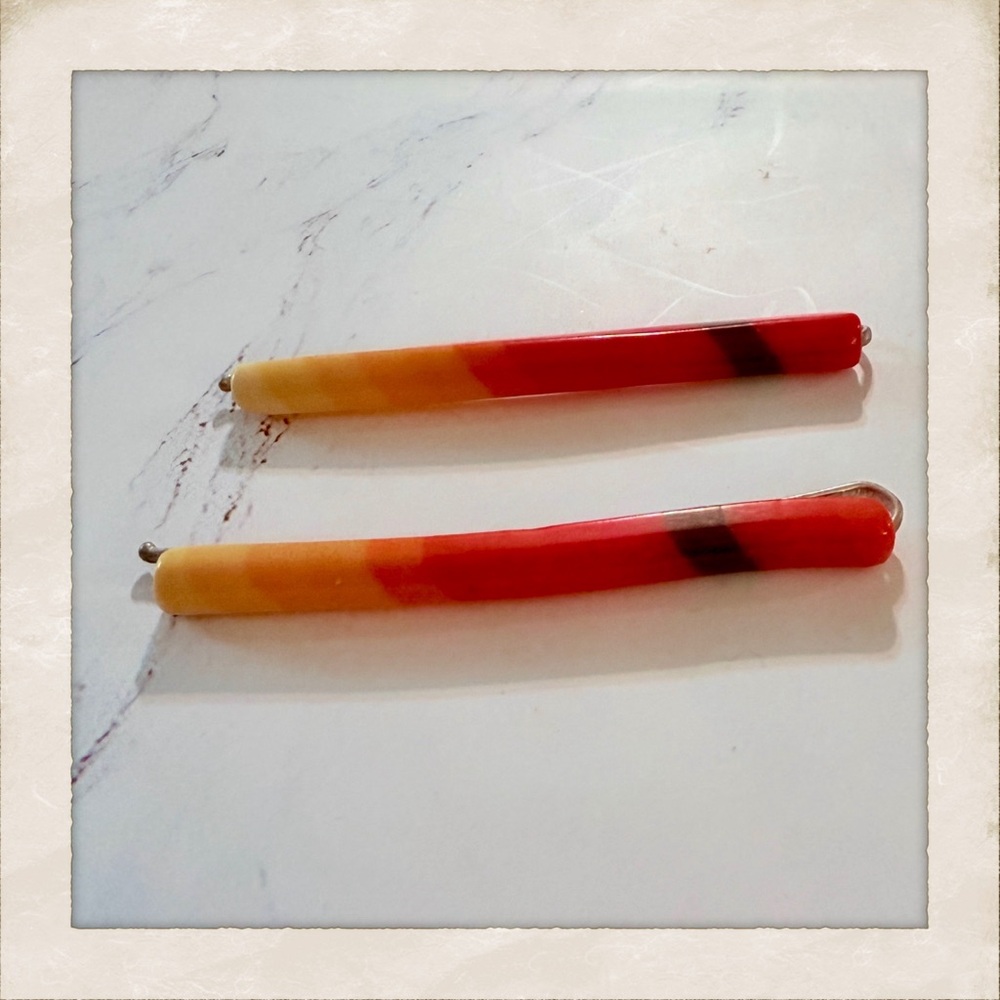 1970s Vintage Metal Back Hair Clips Bobby Pins in Sunset Colors, Deadstock, 2.5”